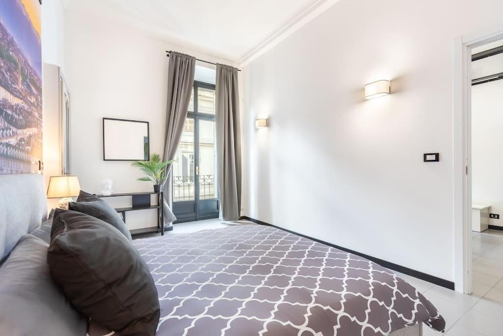 Historical Suite - Pieno Centro - Porta Nuova- Piazza Castello Turin Exterior photo