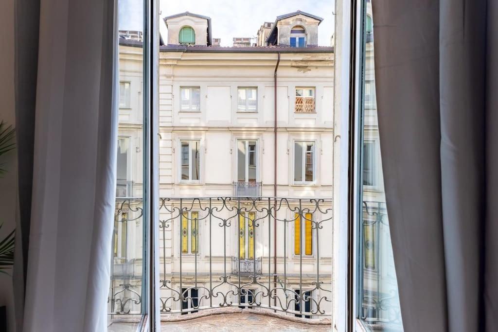 Historical Suite - Pieno Centro - Porta Nuova- Piazza Castello Turin Exterior photo